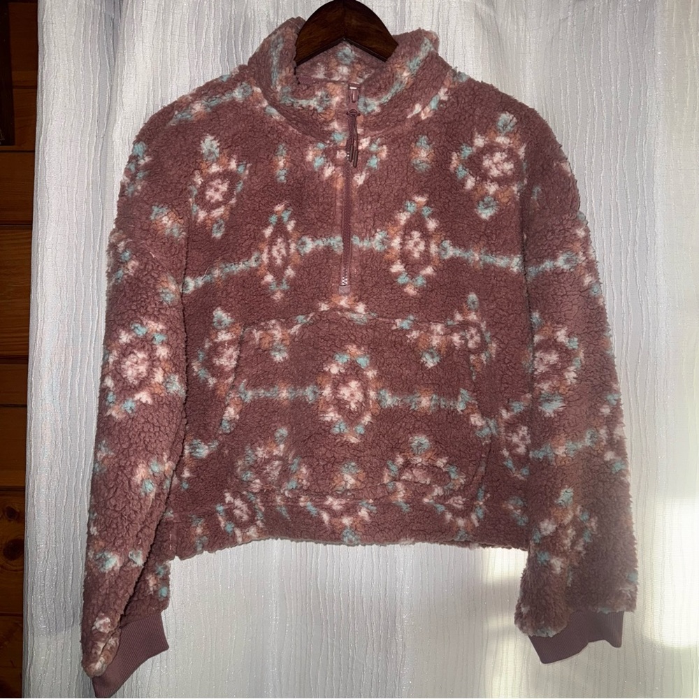 NWT Hippie Rose Mauve Aztec Sherpa Pullover